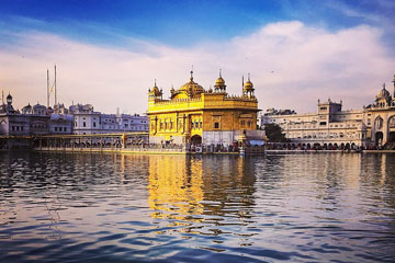 Zirakpur to Amritsar Taxi