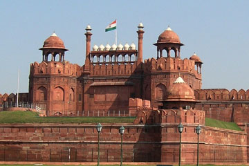 Ludhiana to Delhi Taxi